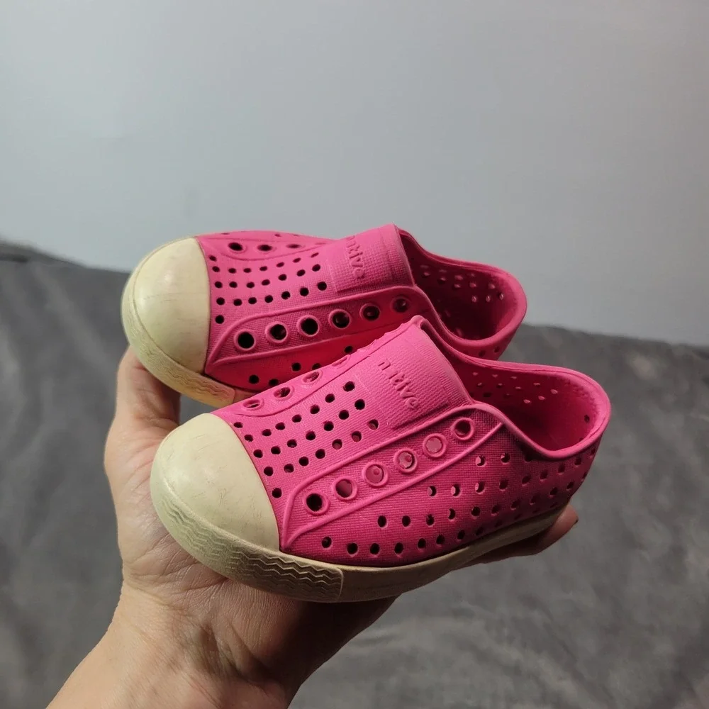 Native Jefferson Kids Pink EVA Slip On Water Shoes Size C5‎ 11100100-6401